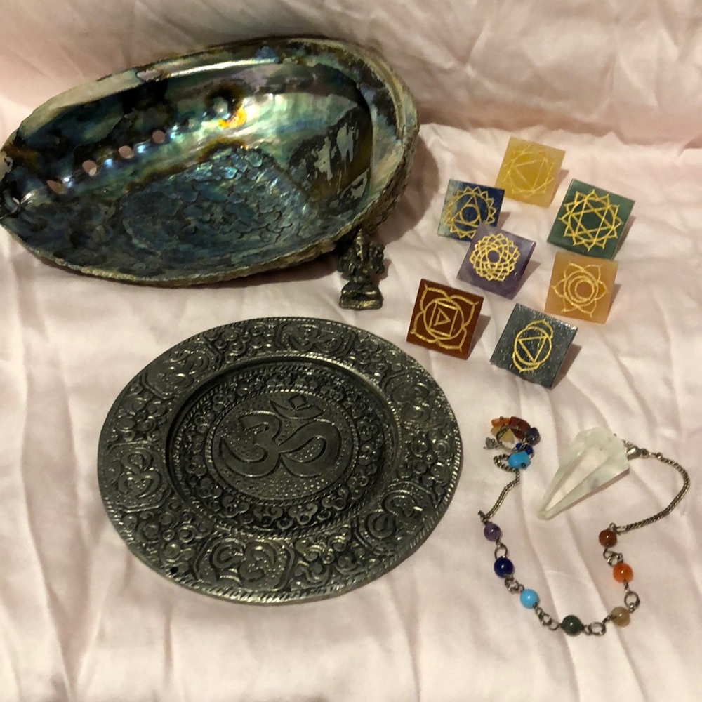 Chakra 7 stone bundle